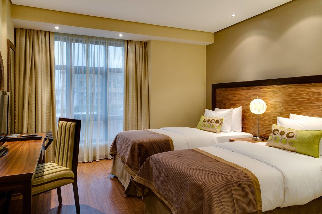 Protea Hotel By Marriott Benin City Select Emotan Exterior photo